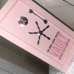 Jeffree Star Nude Vault Collection